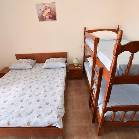 Apartments By The Sea Metajna, Pag - 6522 Zubovici Bilik gambar