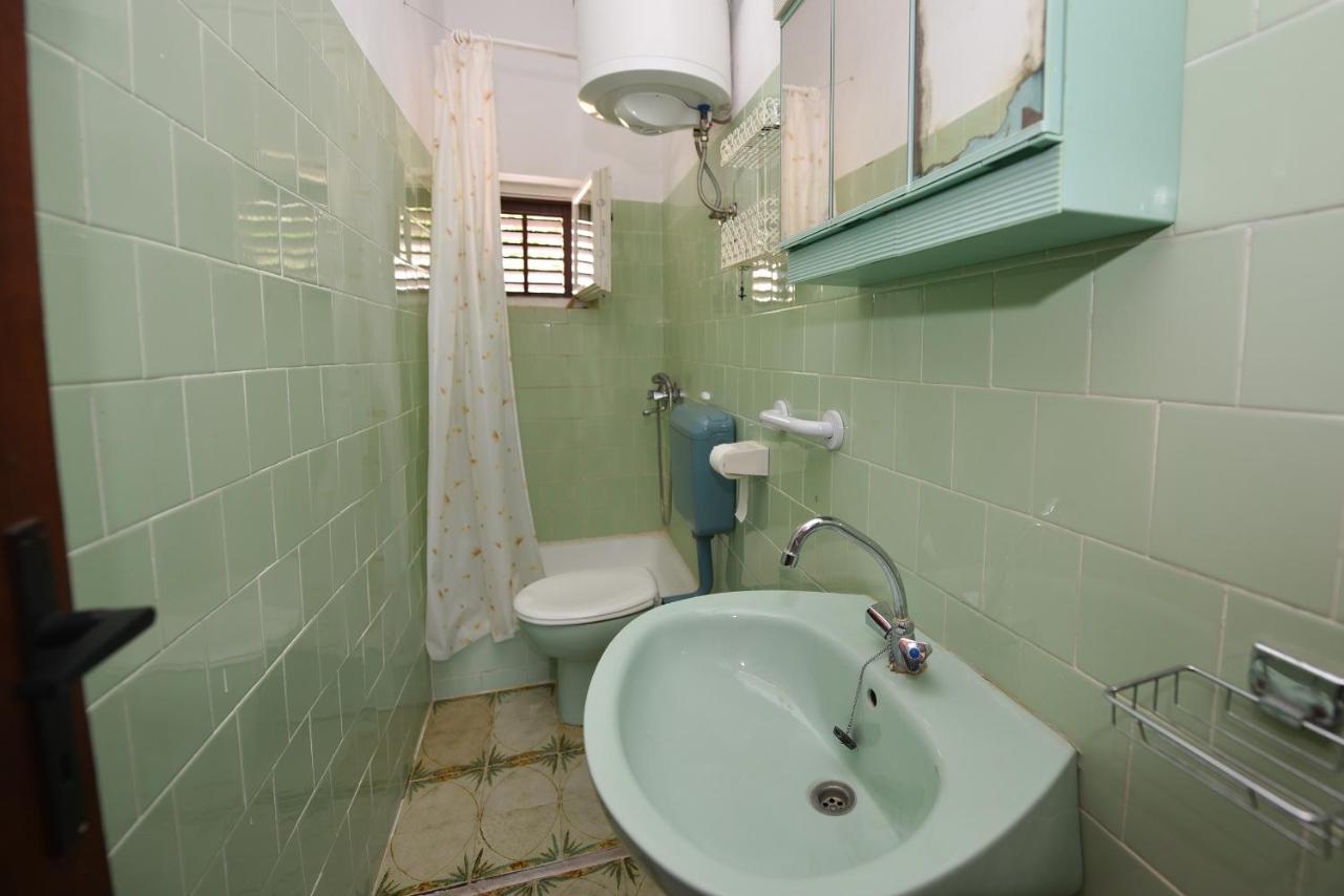 Apartments By The Sea Metajna, Pag - 6522 Zubovici Luaran gambar