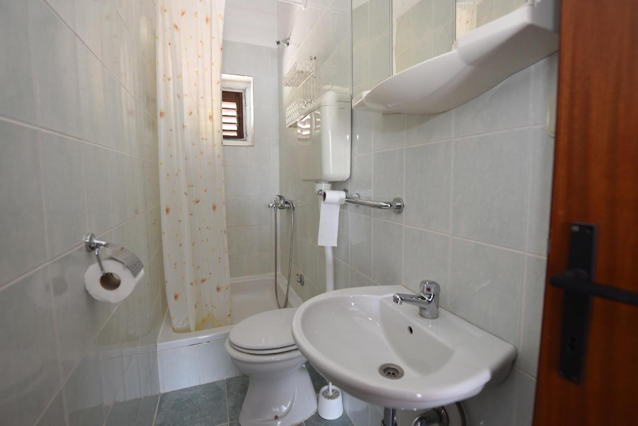 Apartments By The Sea Metajna, Pag - 6522 Zubovici Luaran gambar