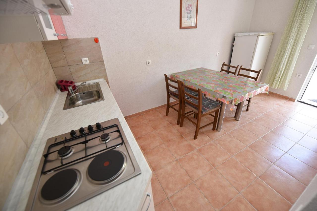 Apartments By The Sea Metajna, Pag - 6522 Zubovici Luaran gambar