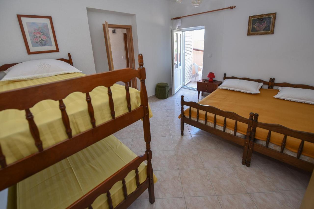Apartments By The Sea Metajna, Pag - 6522 Zubovici Luaran gambar