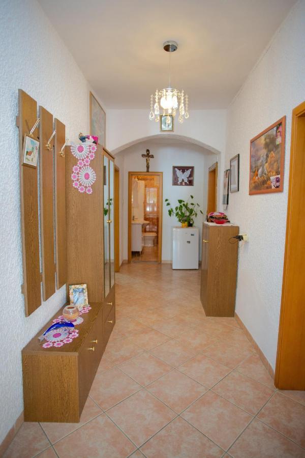 Apartments By The Sea Metajna, Pag - 6522 Zubovici Luaran gambar