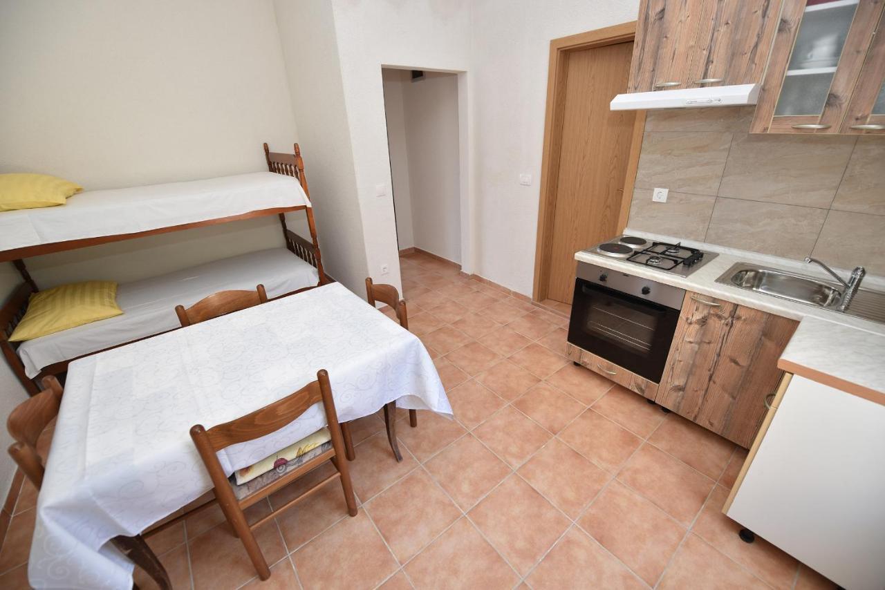 Apartments By The Sea Metajna, Pag - 6522 Zubovici Bilik gambar