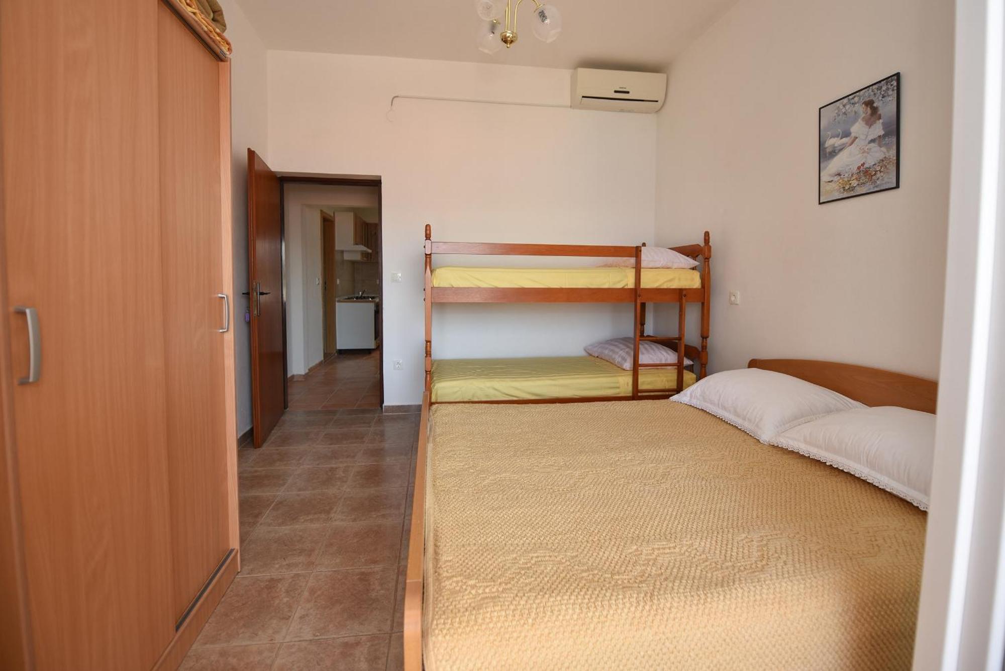 Apartments By The Sea Metajna, Pag - 6522 Zubovici Bilik gambar