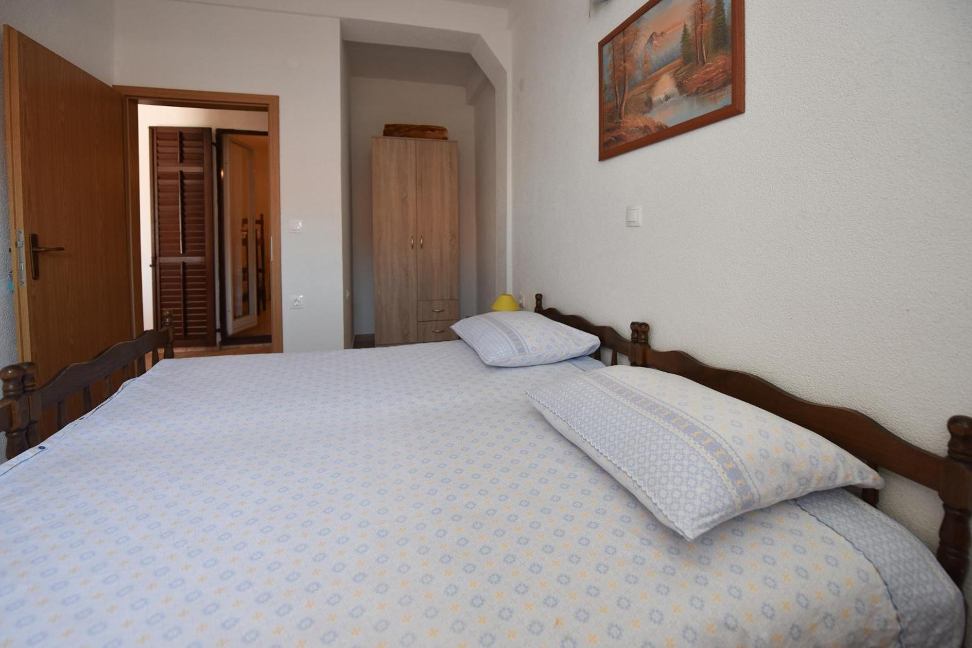 Apartments By The Sea Metajna, Pag - 6522 Zubovici Bilik gambar